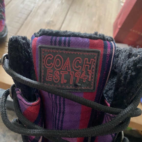 Coach Black Sherpa Trimmed Plaid Quilted Snow Boots Size 6 - Picture 5 of 5